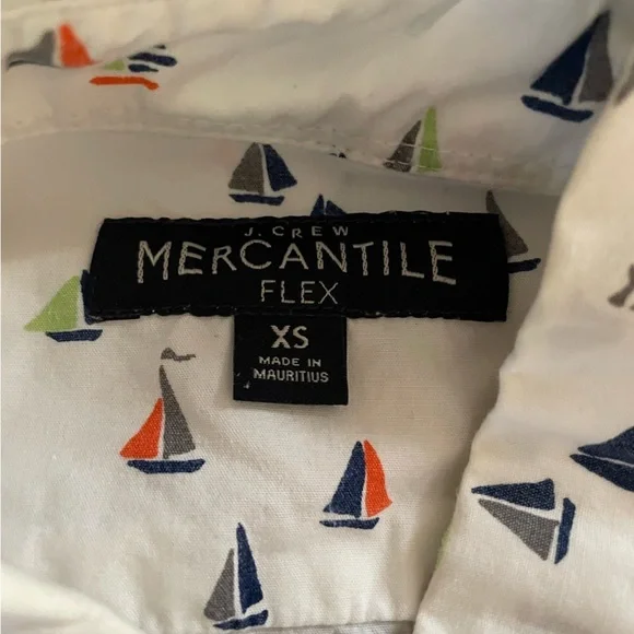 Men’s XS J. Crew Mercantile Flex button down shirt with sailboats - Picture 5 of 6